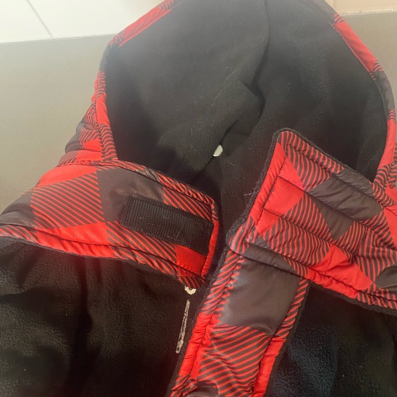 Size XL/L. Easy fit body. Cold alert patch. Reflective stripe - Picture 5 of 7